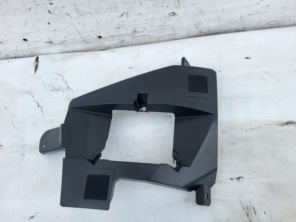 фото №1, Напрямна бампера mazda dgh9-50153