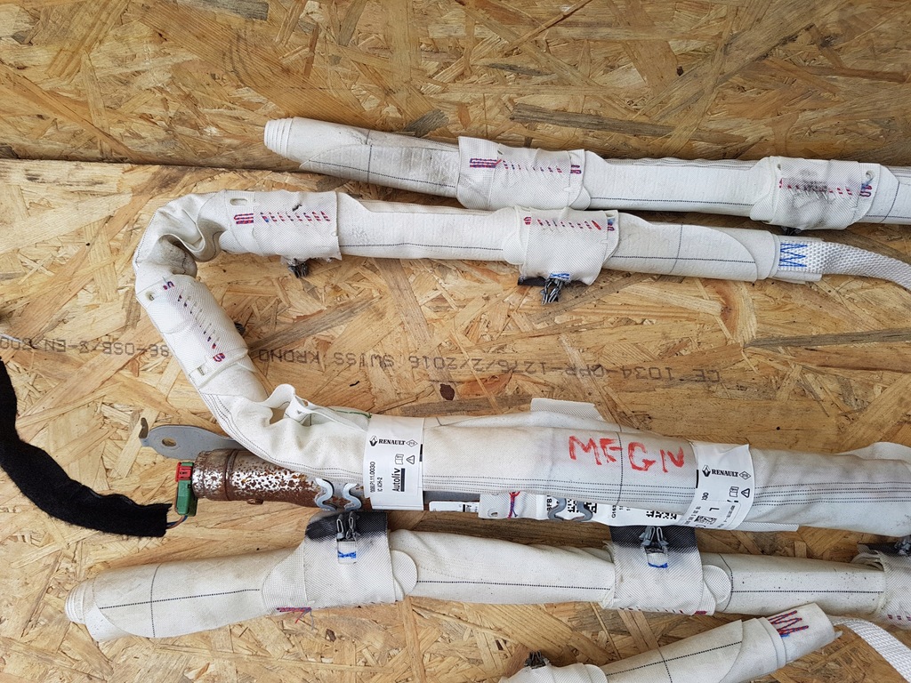 фото №5, Renault megane iv шторка безопасности hb