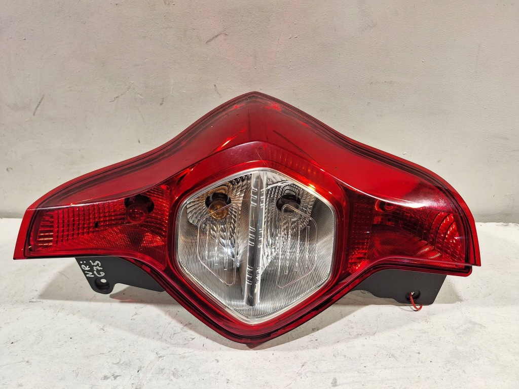 фото №1, Лампа задняя правая 265502184r dacia lodgy 12-