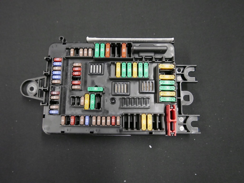 фото №1, Bmw x5 f15 x6 f16 коробка предохранителей 9360372