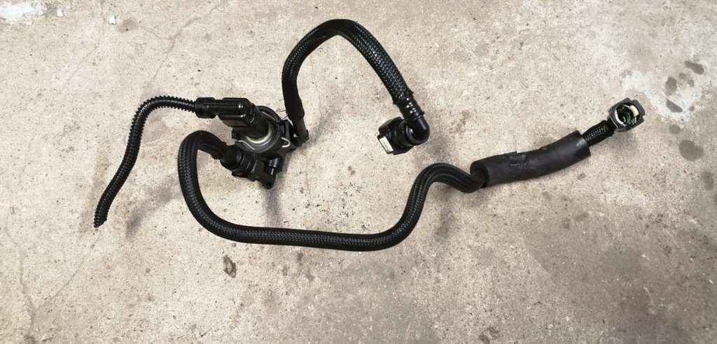 фото №1, Citroen c4 cactus 14- 1.6 hdi клапан топлива