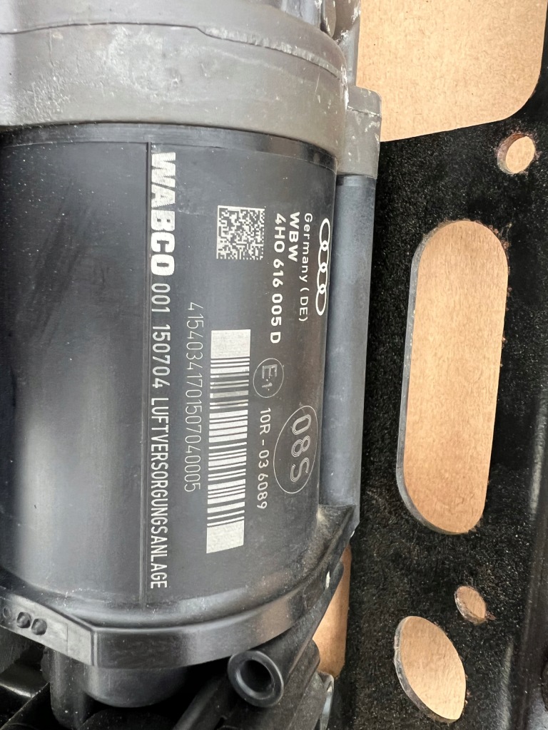 фото №11, Audi a8 s8 d4 4h 78 km пробег компрессор подвеска audi оригинальный номер 4h0616005d c