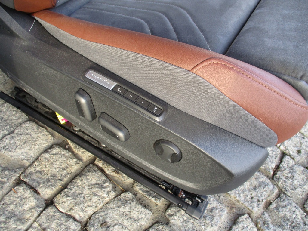 фото №10, Vw id4 id.4 сидіння сидіння заднє сидіння alcantara ergoactive підігрів alektryczne