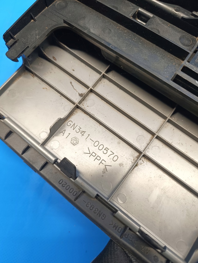 фото №5, Туннель кронштейн na кружки suzuki grand vitara i xl7