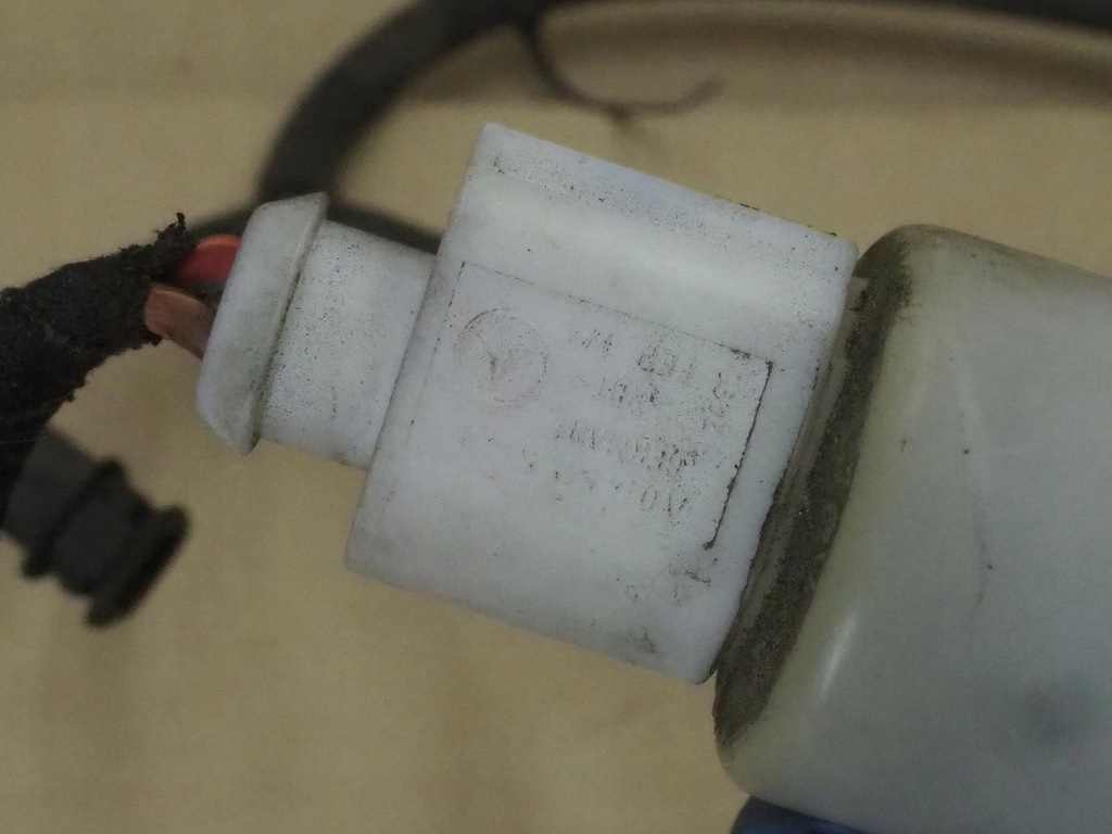 фото №9, Шланг помпа омивача лампа ксенон mercedes w210