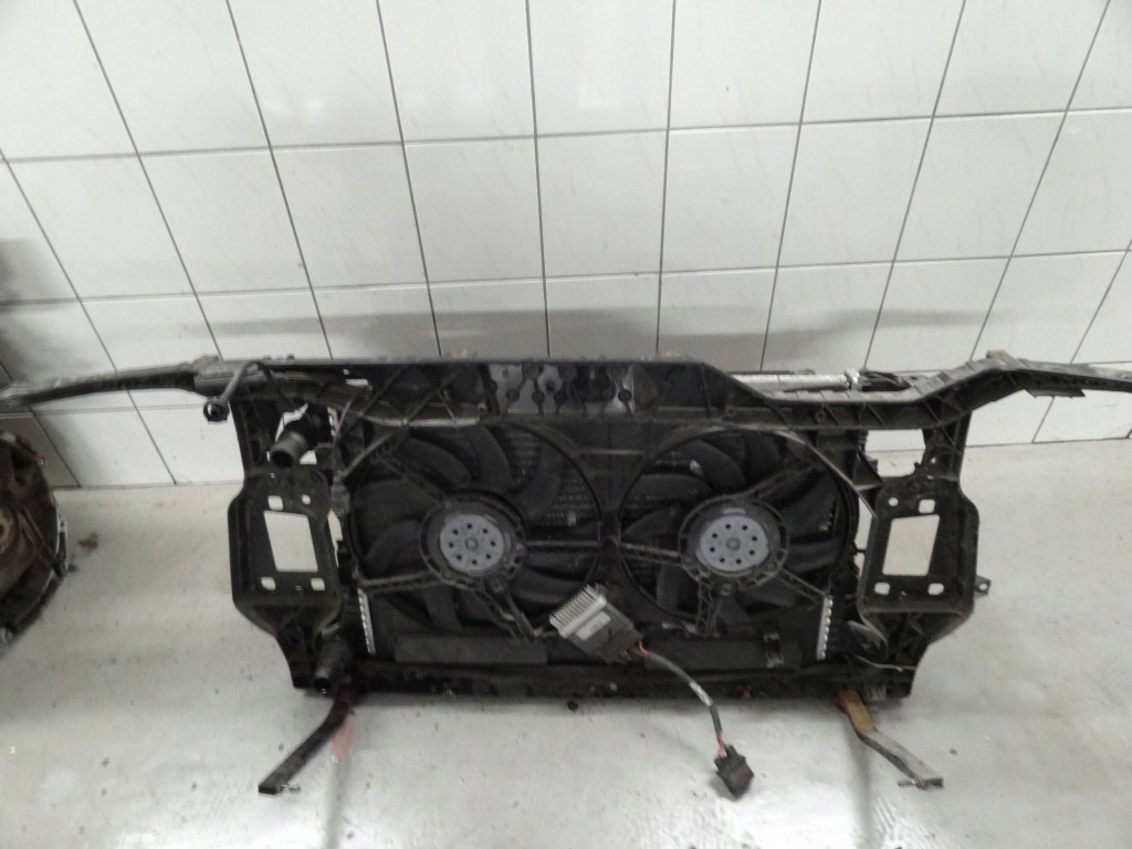 Audi a5 8t 8f 11 купе 2.0 tfsi ремінь перед з радіаторами комплект 8k0145805r в Україні