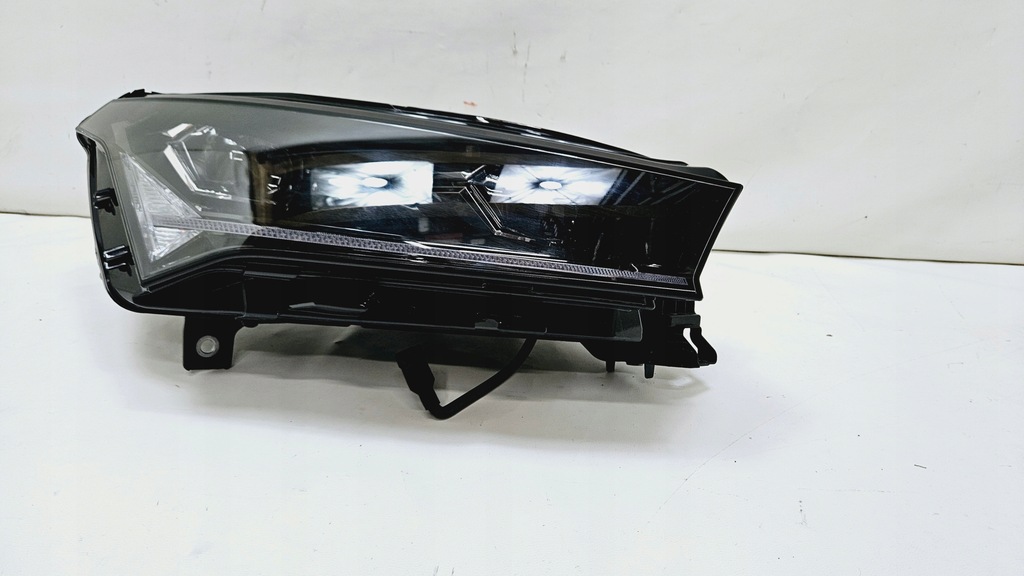 фото №7, Лампа правая перед skoda enyaq full led 5lb941016a