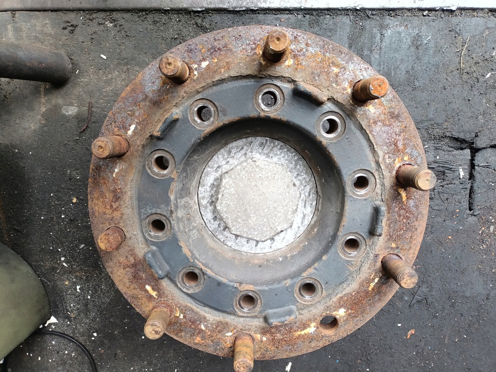 фото №1, Ступиця перед передня scania r