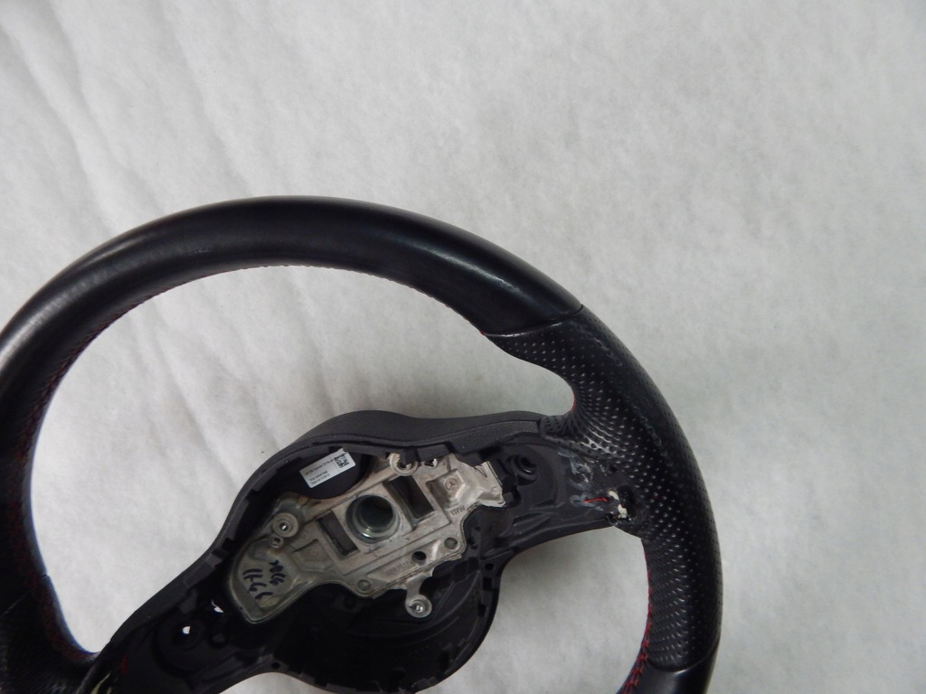 Mercedes w118 w177 x247 w205 w253 - воздуховод oryg czerwona nić amg Недорого