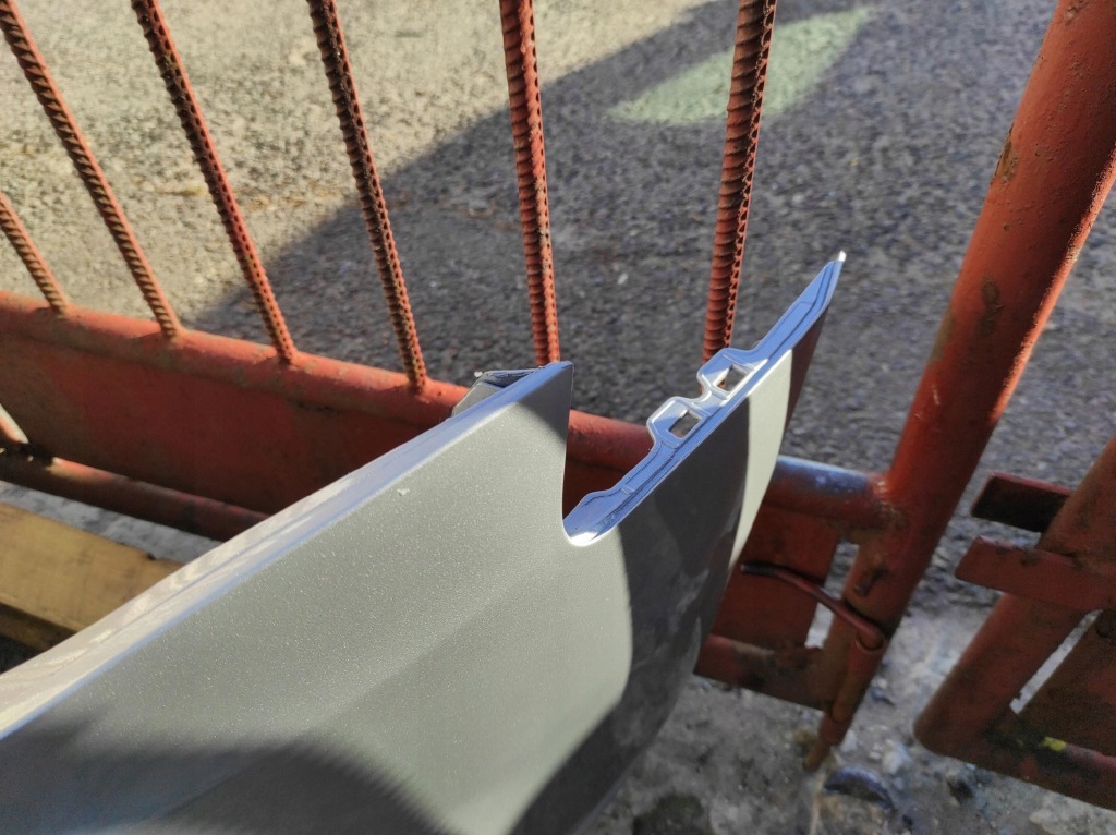 Бампер plus решётка радиатора audi a4 b8 ксенон przedlift lx7w Недорого