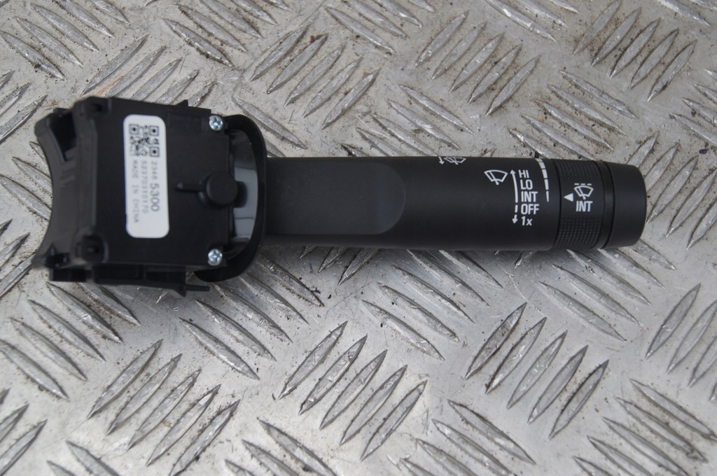 фото №1, Chevrolet camaro vi перемикач двірник 2016+