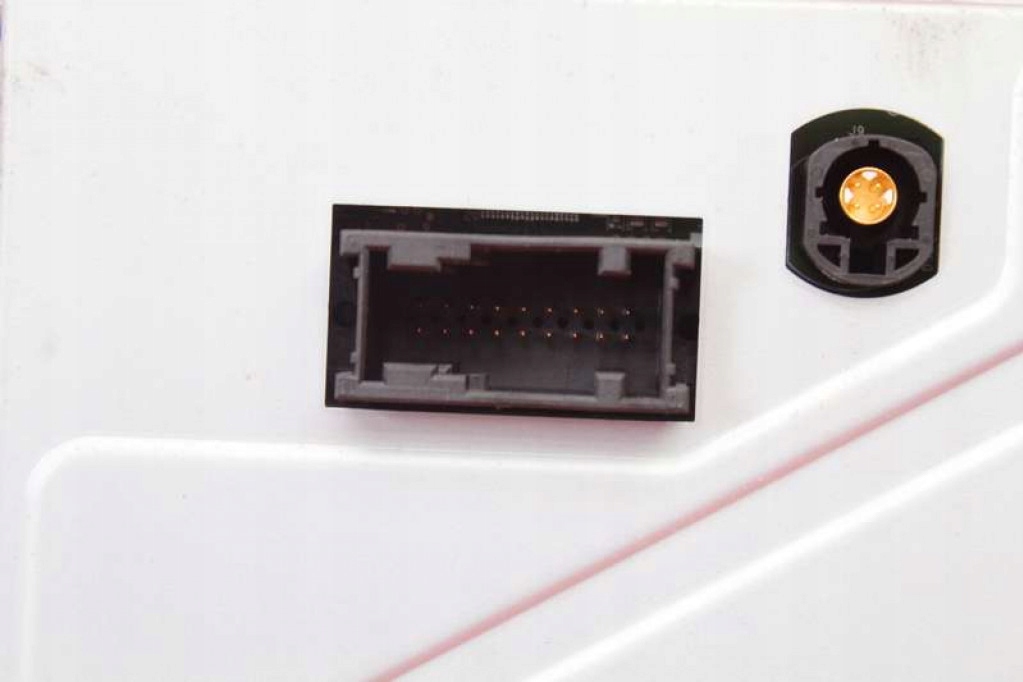 Счетчик приборы eu p1447934-00d tesla model s performance 762 km рестайлинг  16-21 с Разборки