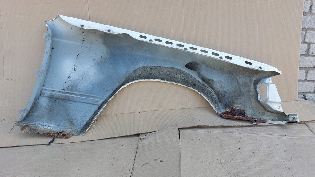 фото №14, Mercedes w124 крыло левый 149