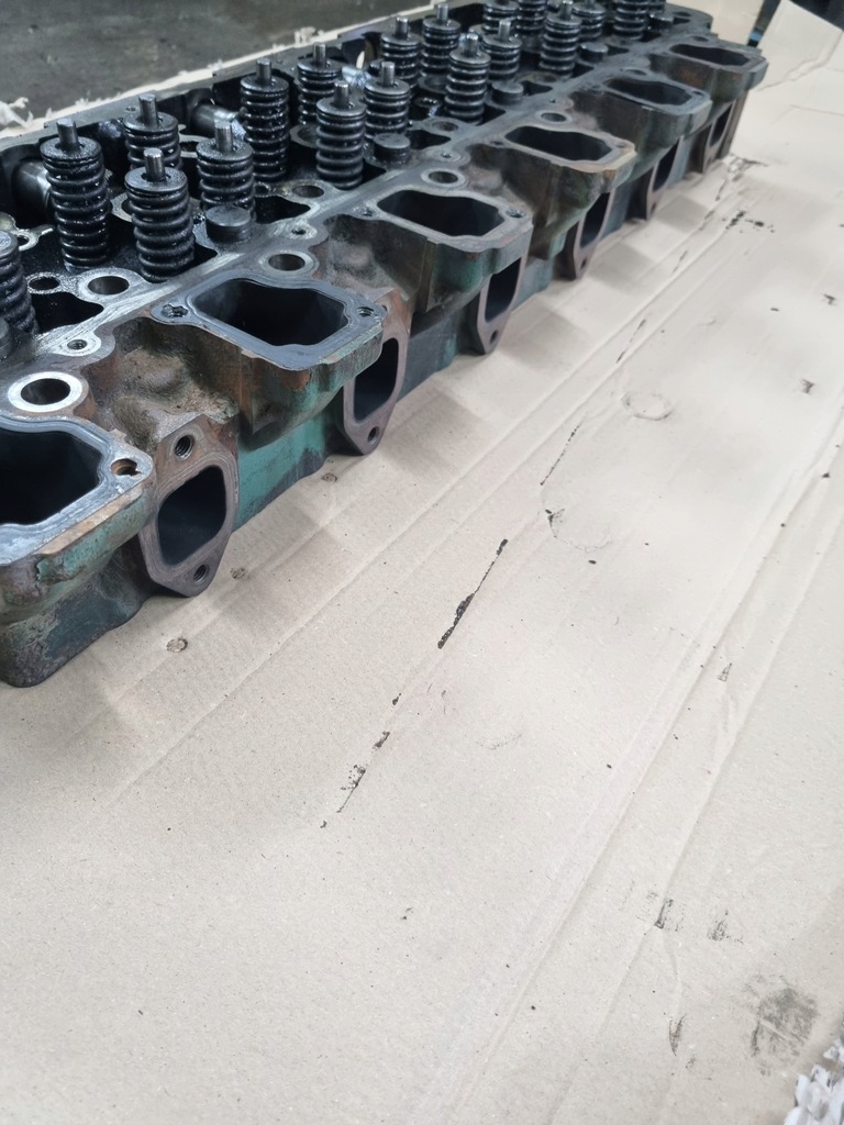 фото №10, Головка двигателя volvo fl fe d7e d7f renault midlum premium dxi 7 euro 5