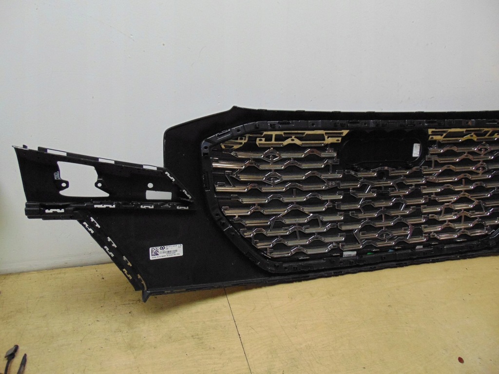 фото №10, Решётка радиатора решётка радиатора audi q4 e-tron оригинал эмблема 89a807725a