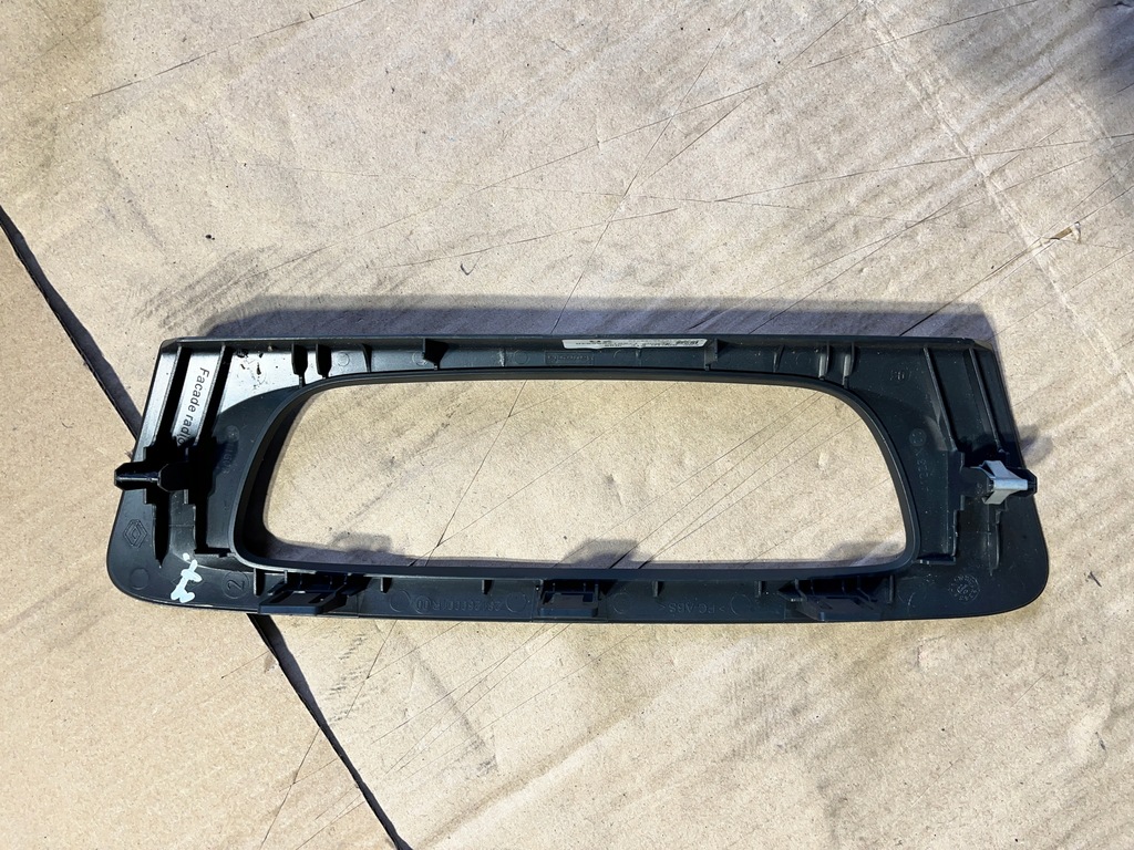 фото №2, 19 renault scenic iii захист рамка панель радіо 281260004r