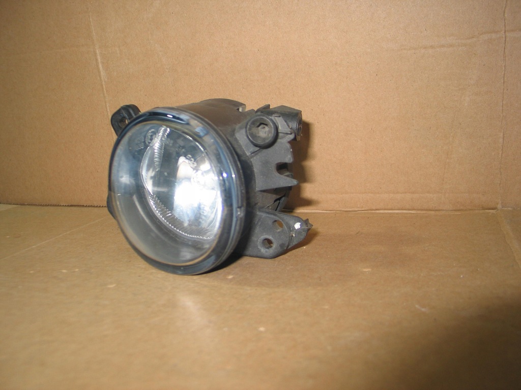 фото №3, Протитуманна фара mercedes r-klasa glk w204 a2518200856