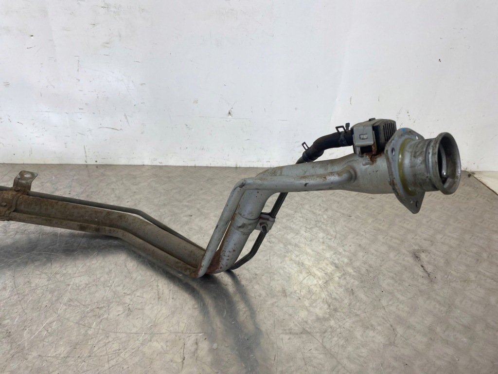 2017 ssangyong rexton заливна горловина пального в Україні