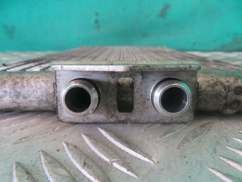 фото №7, Радиатор масла mercedes sprinter 2.1 cdi 22r a2115001700