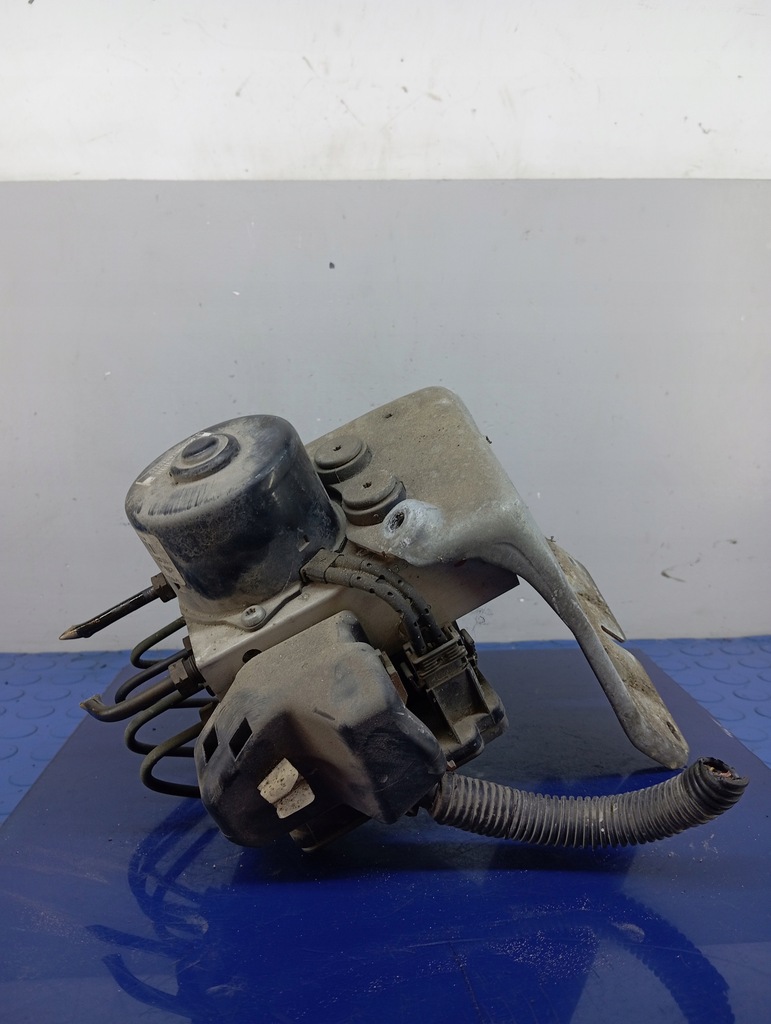 фото №1, Volvo s60 2.4 b насос abs 8619537