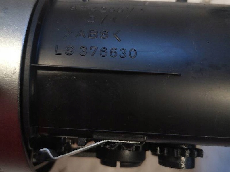 фото №9, Решётка обдув средняя alfa romeo 145