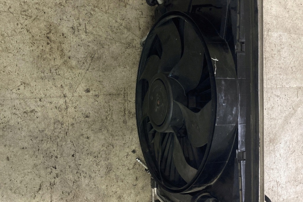 фото №7, Комплект радиатор mercedes-benz c w204 a2045000393 2.2l дизель 2011