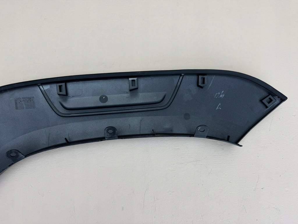 фото №14, Toyota hilux viii 8 15- молдинг крыла левый перед левая передняя 53088yp020