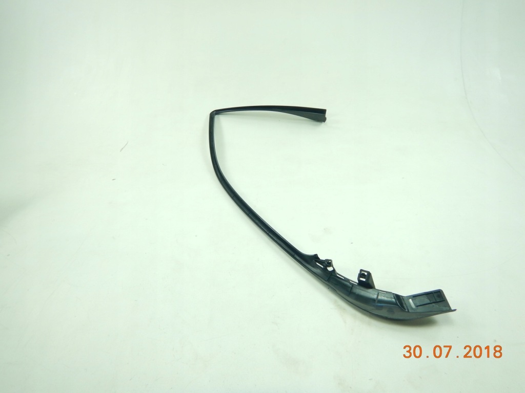 фото №4, Рамка дверь mercedes w 203 левый перед оригинал