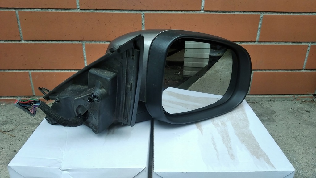 фото №1, Jaguar xf x250 2007-2015 праве 14pin