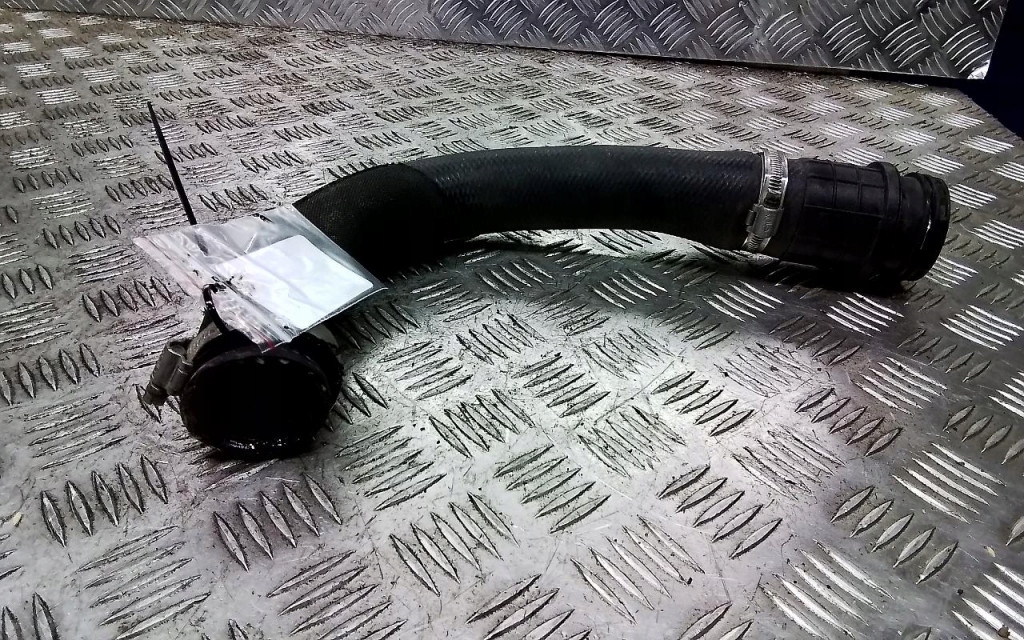 фото №1, Opel astra v k 1.6 cdti шланг інтеркулер