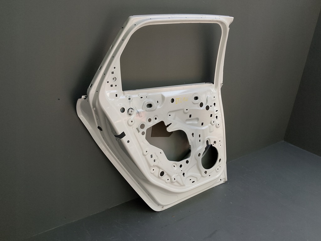 фото №12, Peugeot 308 iii 3 t10 sw kombi 2021- дверь левая задние задняя левый ÷