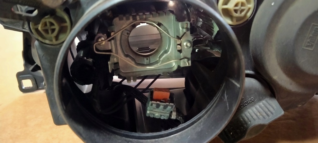 Alfa romeo 166 lift 03-07 фара правый перед ксенон в Украине