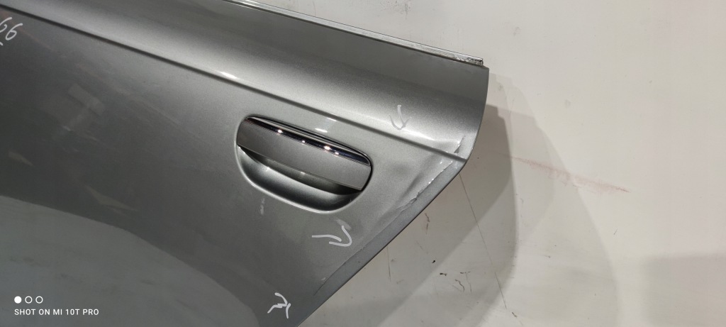 Дверь левое  задняя audi a6 c6 ly7g седан avant !!! с Разборки