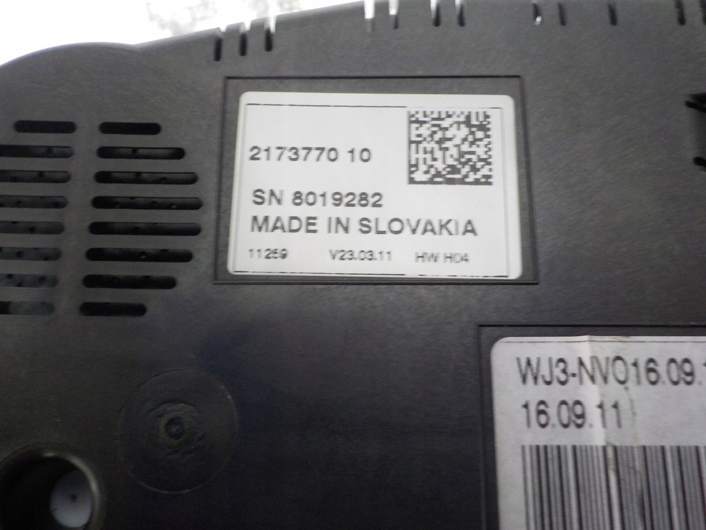 фото №7, Skoda fabia 2011r 1.2b счетчик приборы 5j0920801h