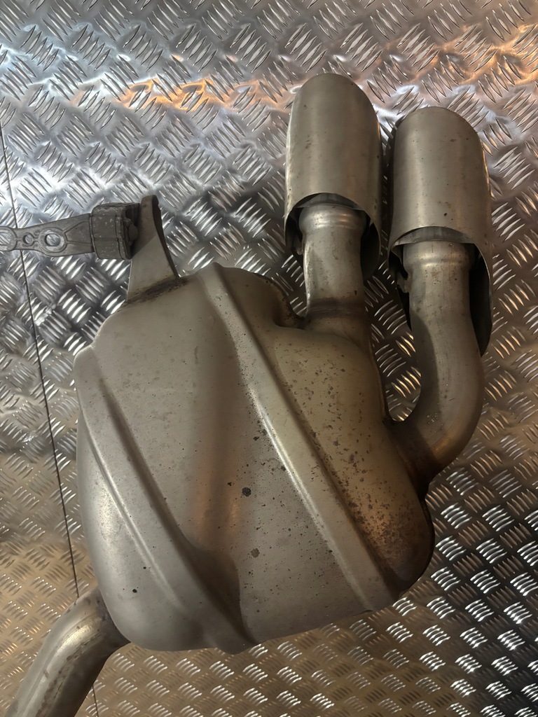 фото №7, Porsche macan 3,0 v6 gts turbo вихлоп глушники 95b253612e 95b253611m