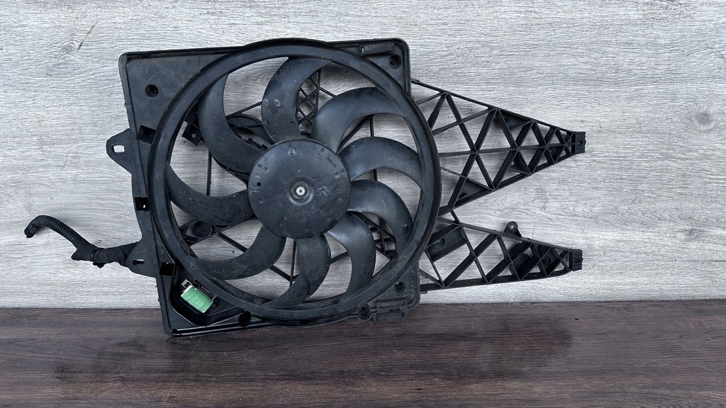 фото №1, Alfa romeo giulietta вентилятор радиатора 1.6 / 2.0