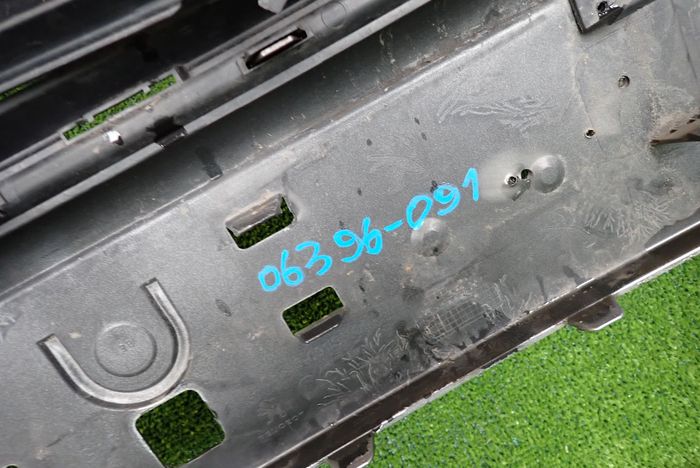 фото №13, Peugeot 308 13- бампер передний перед