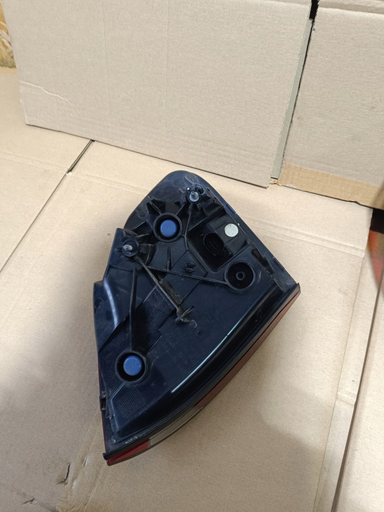 Фара правий задній porsche cayenne 2 led 7p5945094k Недорого