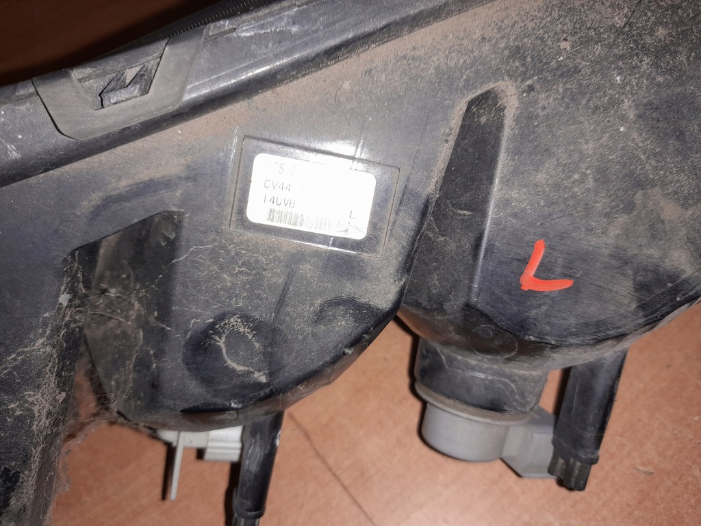 фото №8, Противотуманная фара p+l ford kuga ii 2 cv4413b220bf cv4413b221