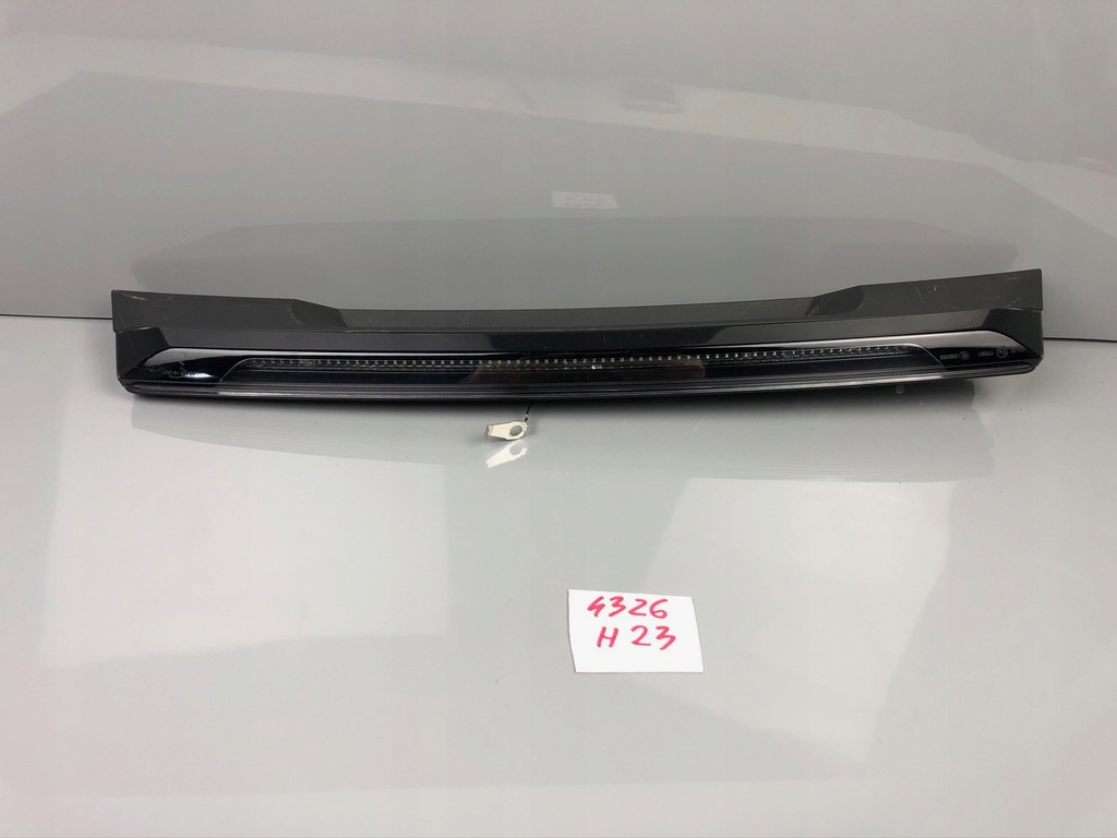 фото №1, Третий свет стоп volvo v60 ii 31468198