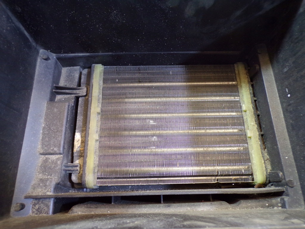 фото №7, Корпус фильтра воздуха peugeot 307 2.0 hdi 9643015880