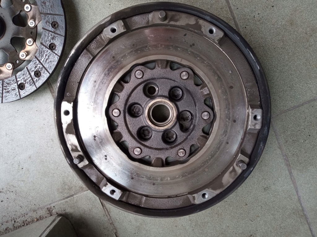 фото №4, Bmw n43b20a зчеплення комплект двомасовий маховик притиск диск оригінал super стан