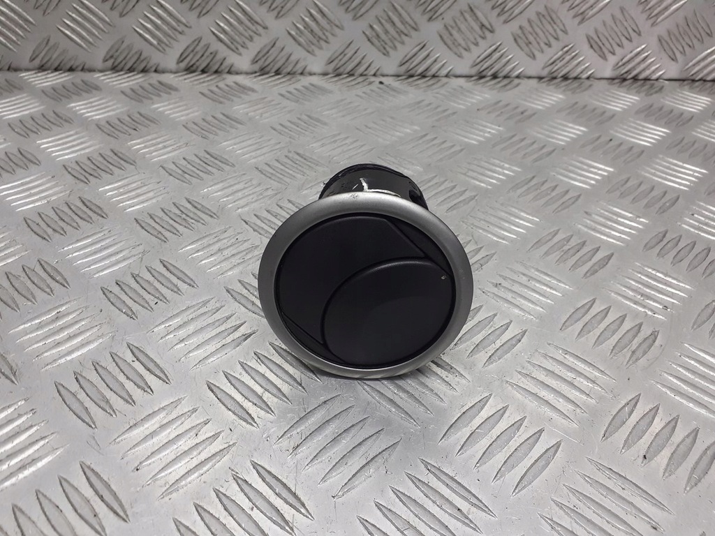 фото №1, Решітка обдув ліва mazda 2 dy d374-gm-731