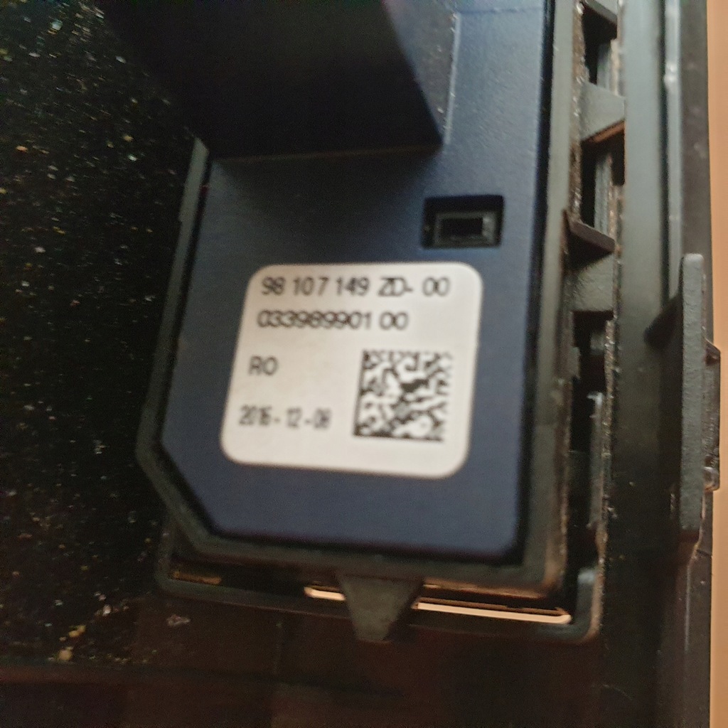 фото №6, Панель переключатель citroen ds5 98107149zd