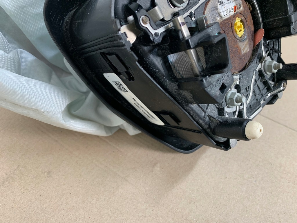 фото №9, Ford mustang mach-e rwd 21r 75.7kwh подушка воздушная подушка безопасности водителя