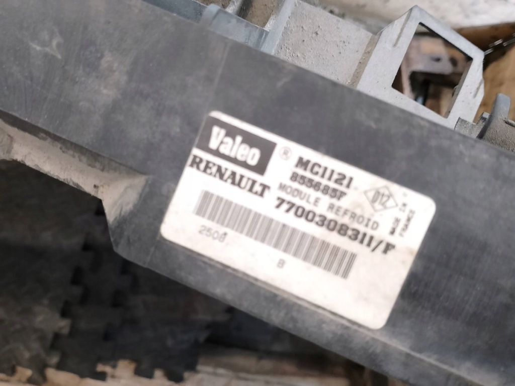 Вентилятори радіатора renault master 98-03 7700308311f 2.5 d Зі Шроту