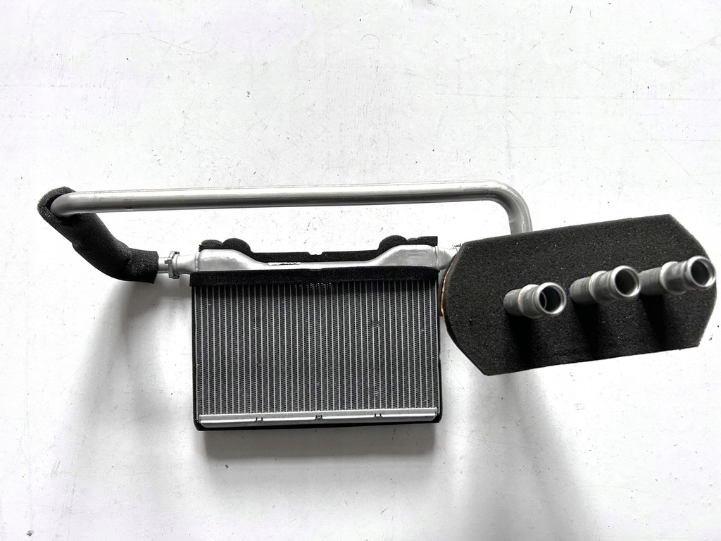 фото №1, Bmw 7 f01 f02 f03 f04 2011 отопители