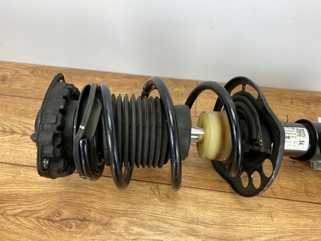 фото №7, Амортизационная стойка правый перед амортизатор chevrolet camaro ss 2016+ usa