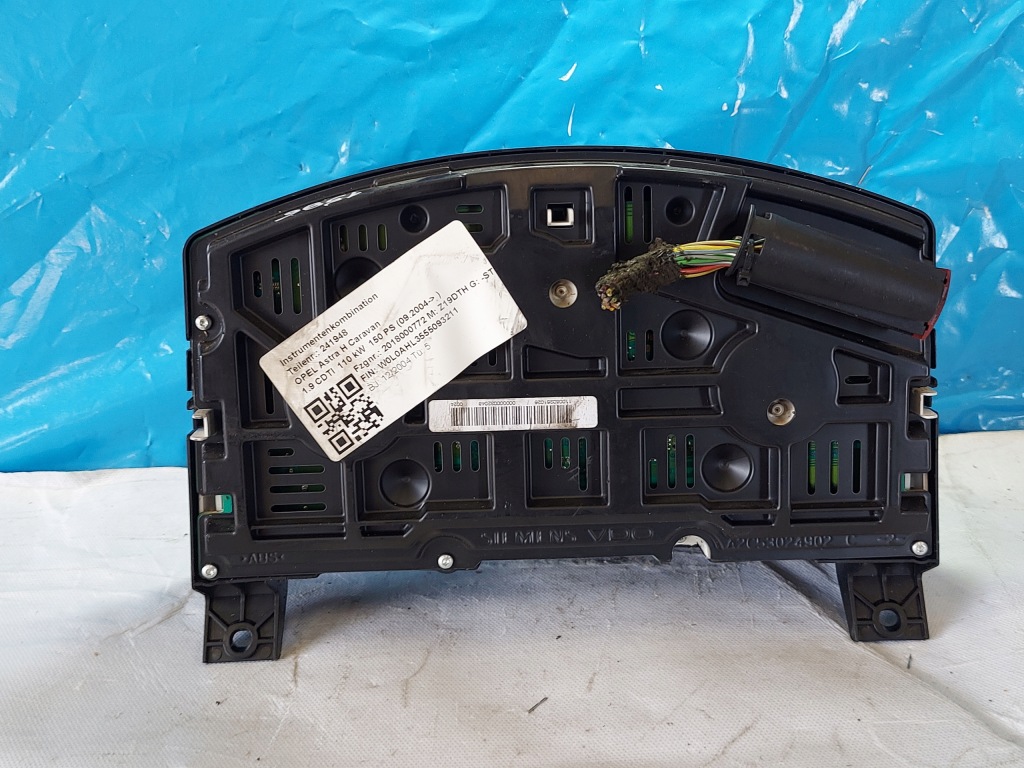 Счетчик приборная панель astra h 1.9 cdti 13172012 Доставка