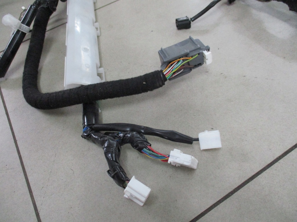 фото №7, 124 spider mx-5 джгут електропроводка салону